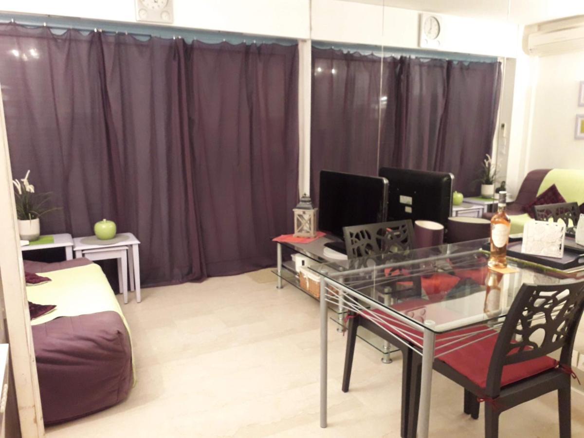 French Riviera 1 Bedroom On The Beach Facing Cannes Théoule-sur-Mer Eksteriør bilde