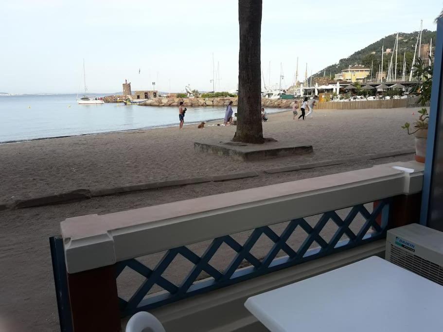 French Riviera 1 Bedroom On The Beach Facing Cannes Théoule-sur-Mer Eksteriør bilde