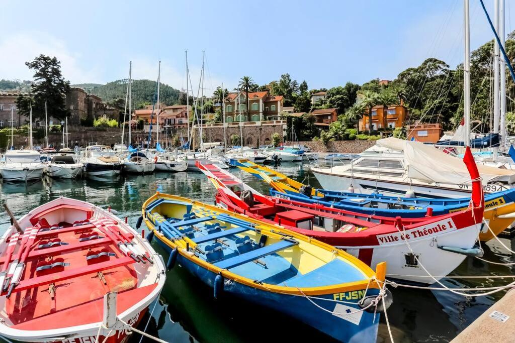 French Riviera 1 Bedroom On The Beach Facing Cannes Théoule-sur-Mer Eksteriør bilde